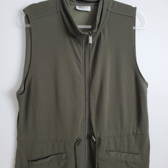 Green Zip Up Vest Size Large - Picture 2 of 5